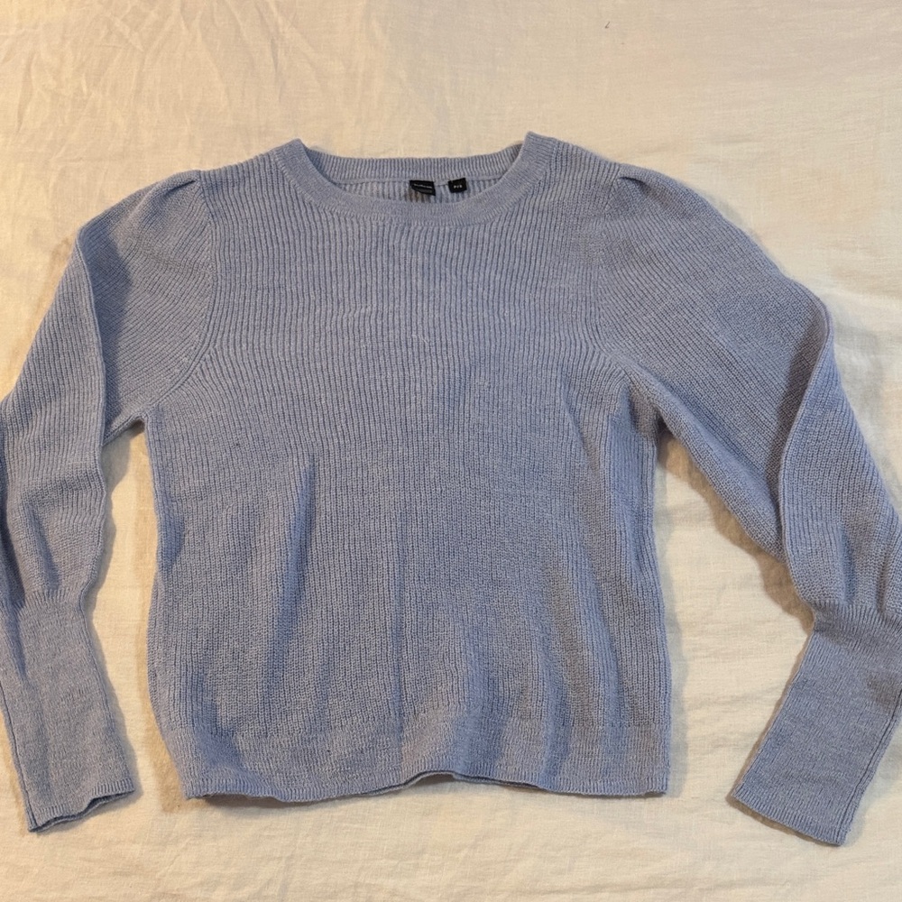 Soft, pretty knit top from Simons, womens S